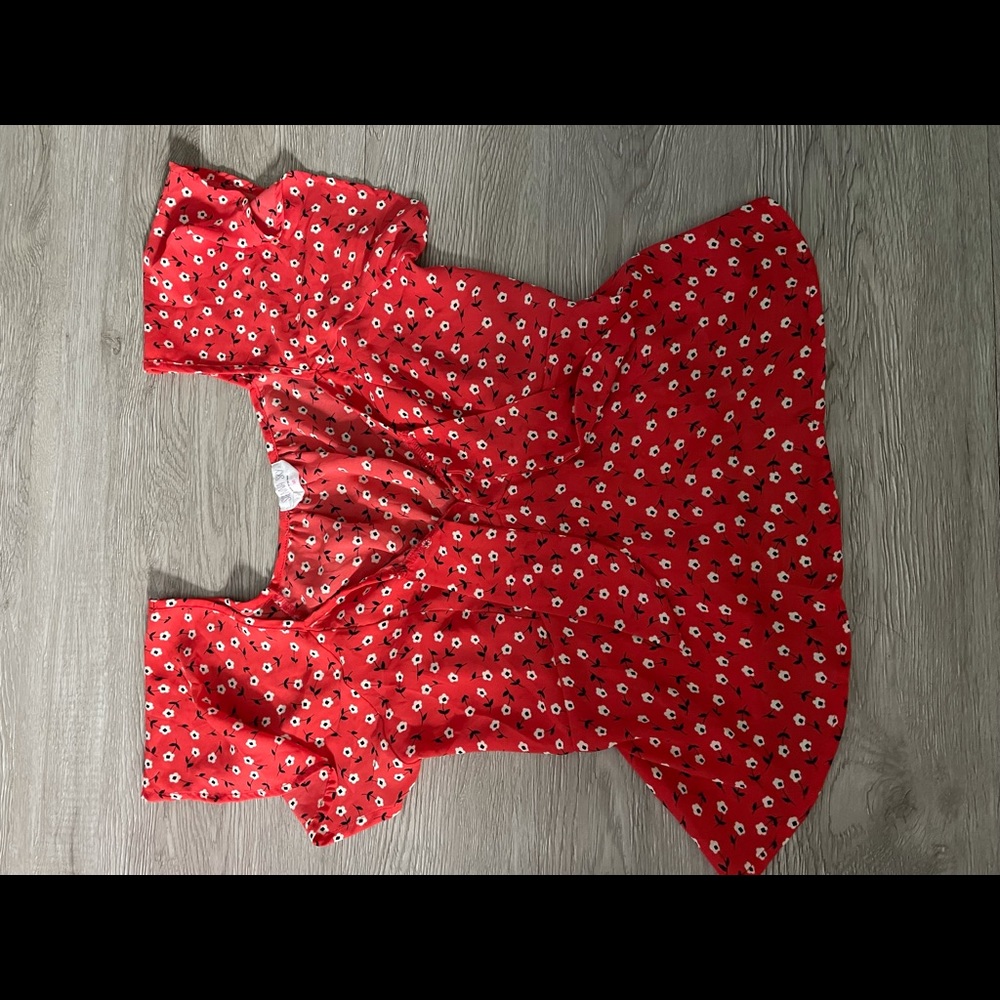 Floral print blouse